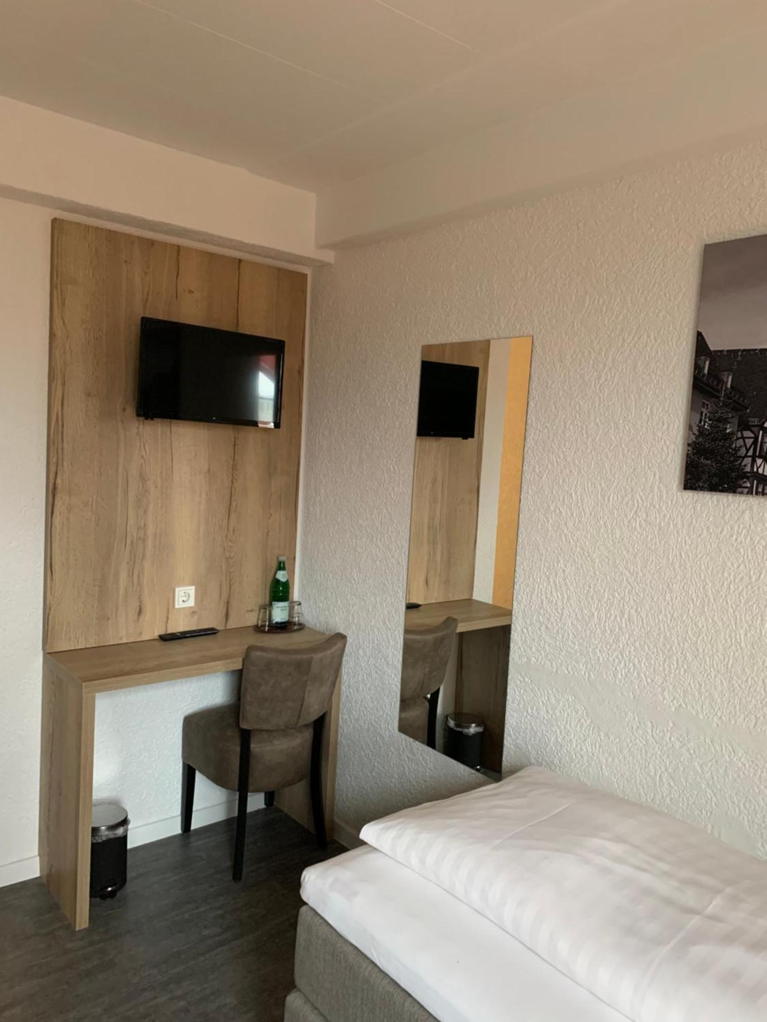 Hotel B4 Limburg an der Lahn Habitación foto